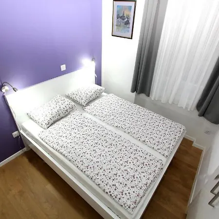 Bruna & Luka ​​centre Apartment *